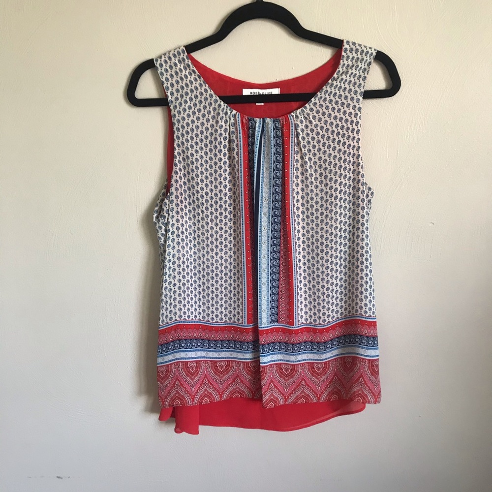 Patterned Sleeveless Blouse